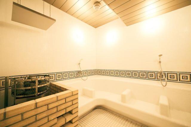 טוקיו Sauna & Cabin Thermae-Yu Nishiazabu מראה חיצוני תמונה